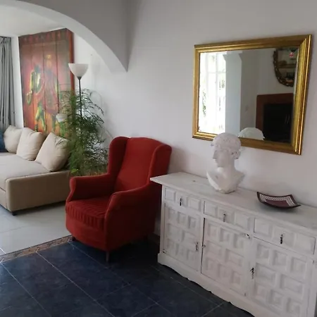 Maison Gaia: Tranquility Near The Sea With Garden