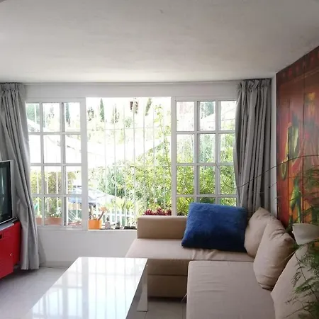 Vakantiehuis Maison Gaia: Tranquility Near The Sea With Garden *